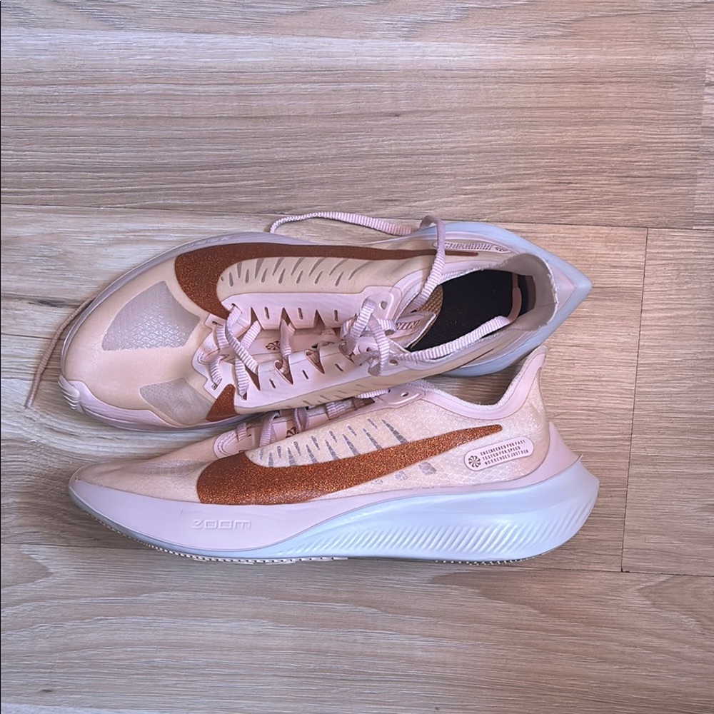 Nike Women's Pink Running Shoes